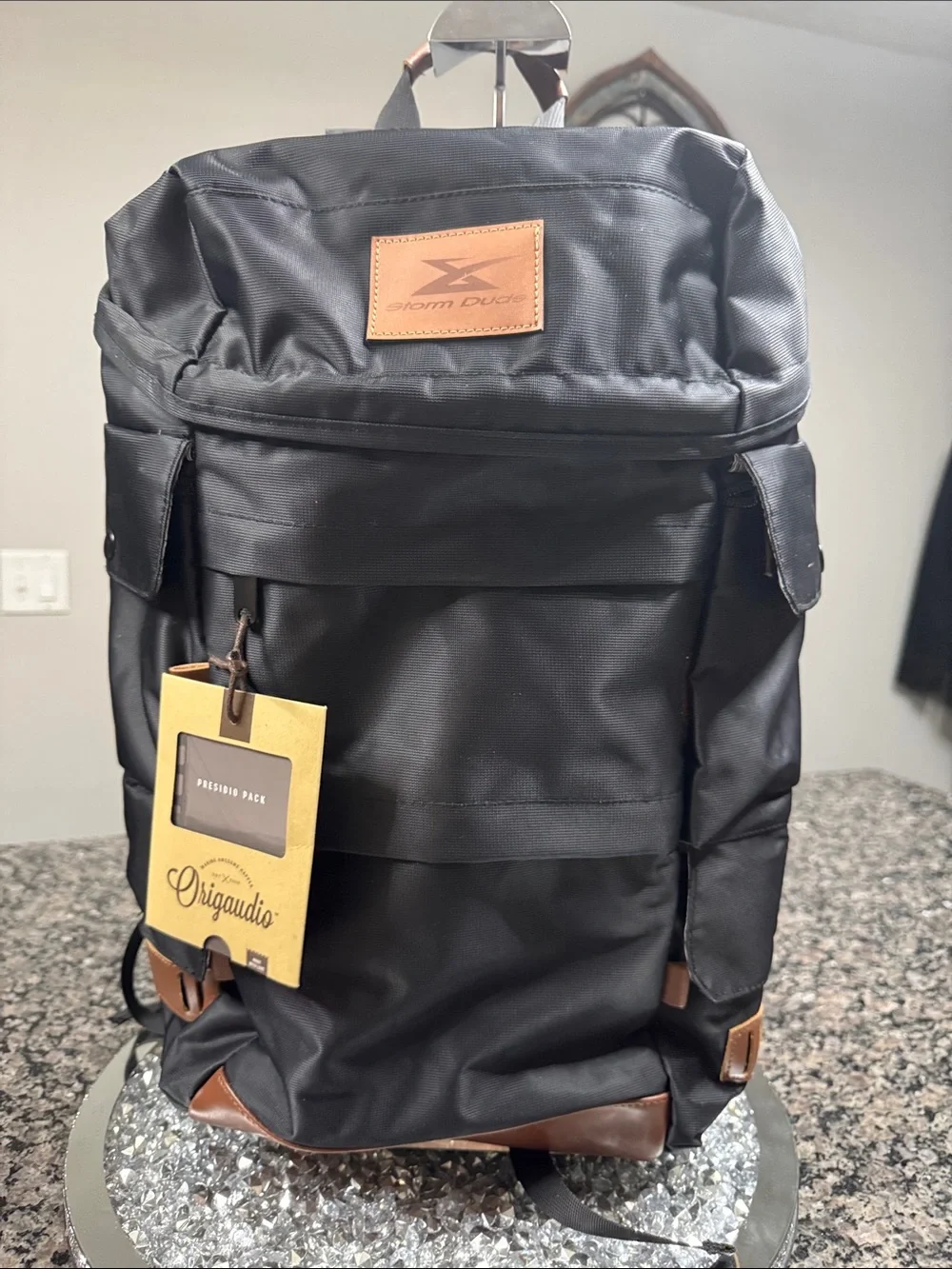 Storm dude Black Men's laptop Backpack with Brown Leather Trim NWT